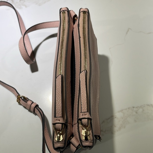 Leather VINCE CAMUTO Crossbody bag, cameo rose - Picture 9 of 11